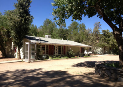 Sierra Pelona Motel