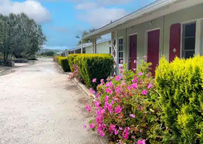 Sierra Pelona Motel - Outside 29